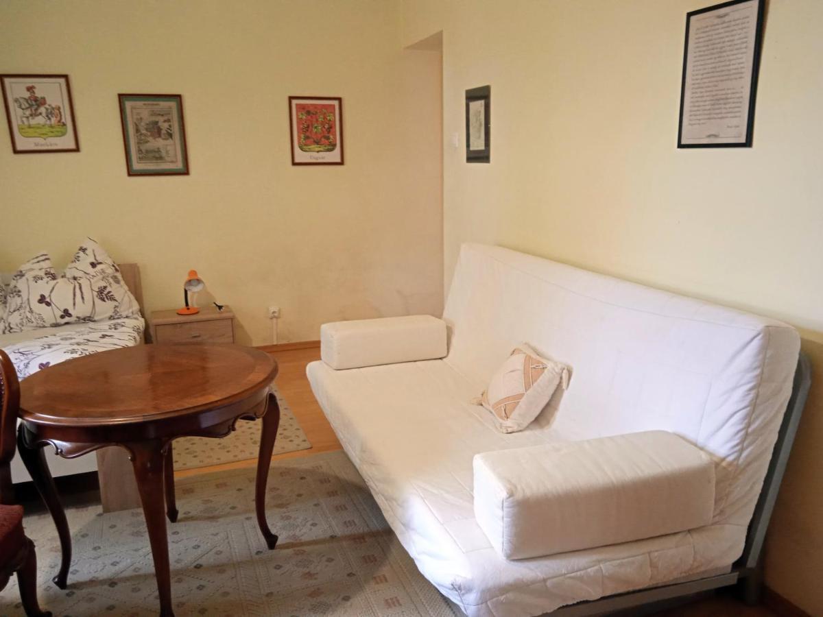Nagy-Magyarorszag Park Bed and Breakfast Isztimér Εξωτερικό φωτογραφία