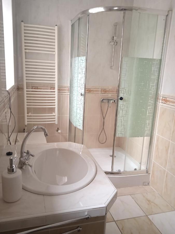 Nagy-Magyarorszag Park Bed and Breakfast Isztimér Εξωτερικό φωτογραφία